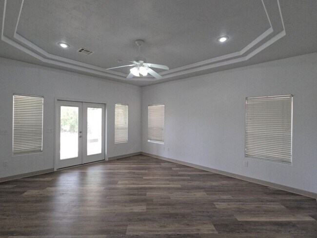 Building Photo - 2947 Longbow Loop