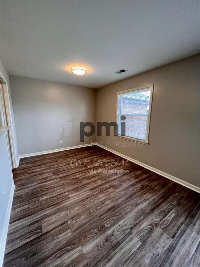 Building Photo - 3039 E 47th St