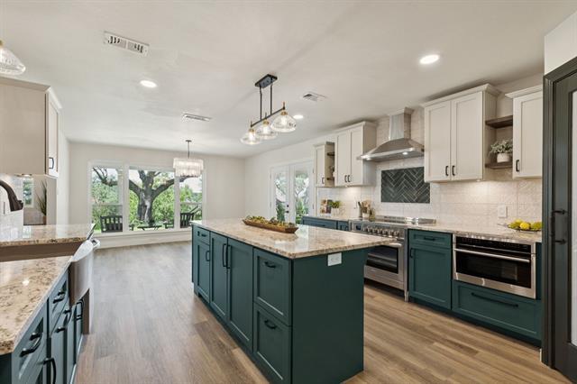 Building Photo - 7408 Golf Club Dr