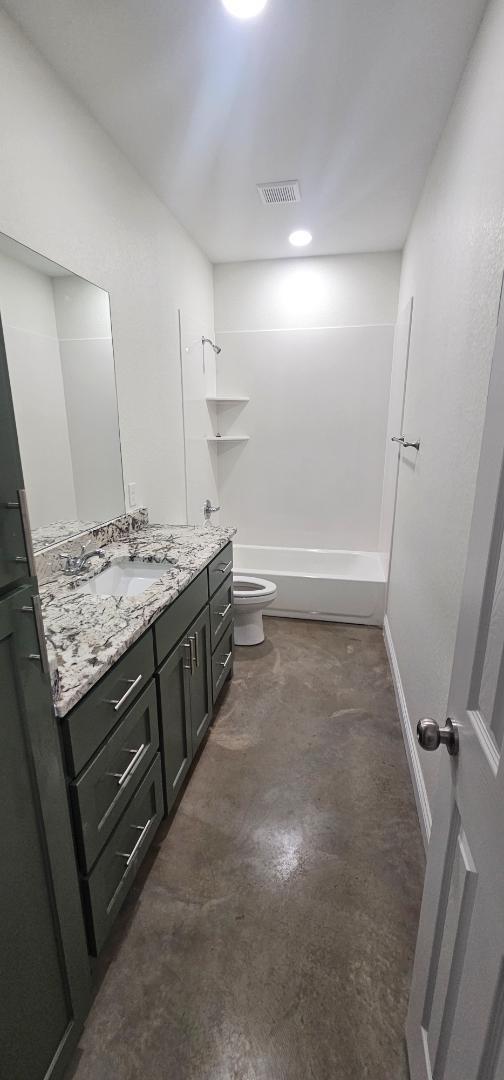 Building Photo - 406 S Andrews Dr