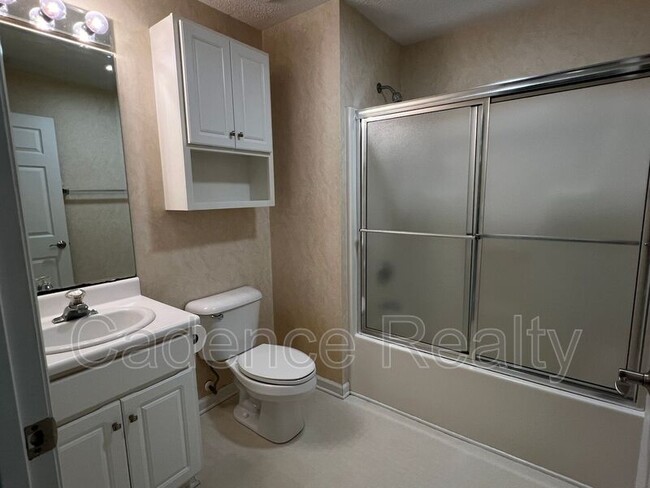 Building Photo - 5002 Hunters Trail