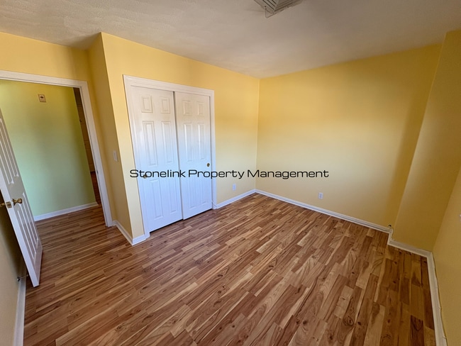 Building Photo - Newly Renovated Condo For Rent in North At...