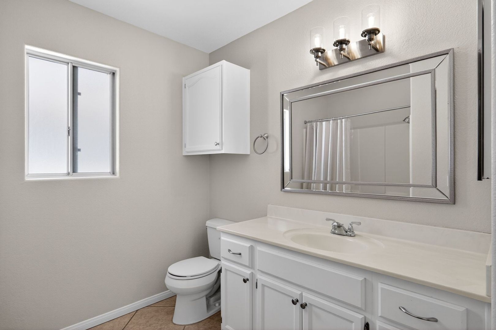 Building Photo - 2111 Rebecca Way