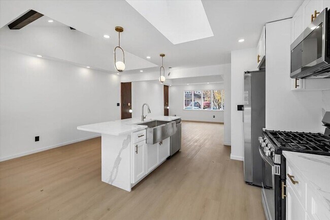 Building Photo - 32 Luhman Terrace