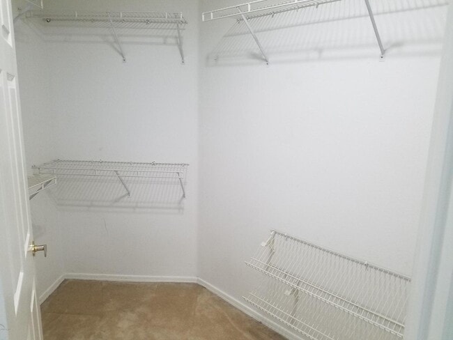 Building Photo - 15252 N 100th St