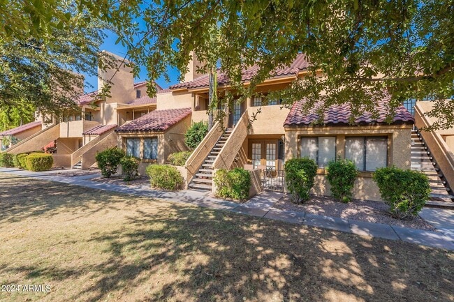Building Photo - 4901 S Calle Los Cerros Dr