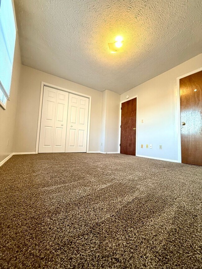 Building Photo - Available August 2026, Monthly Rent $1,500