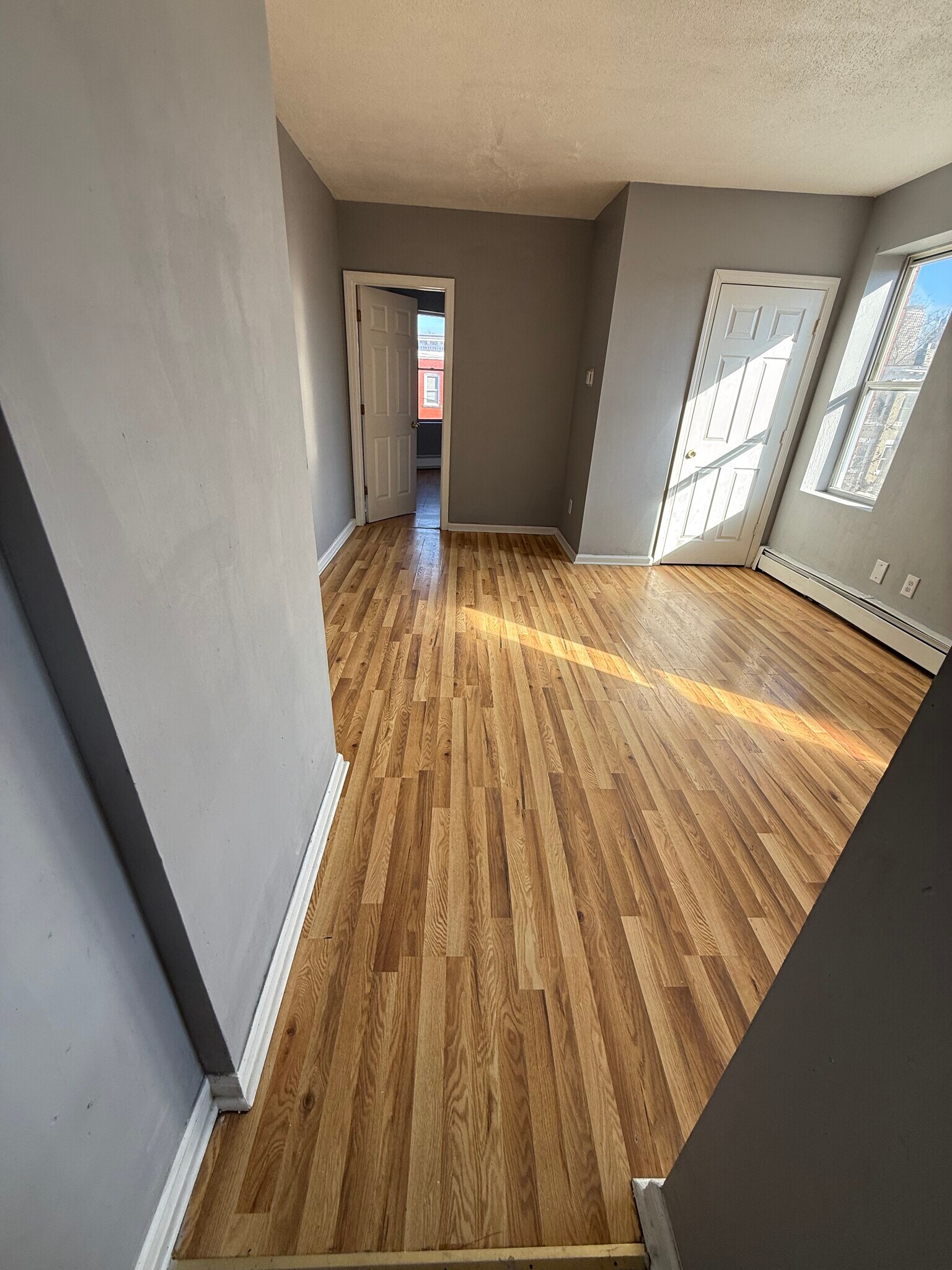 Building Photo - 61 Bedford St