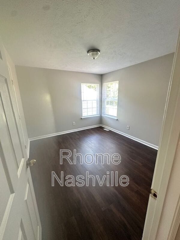 Building Photo - 1508 Chestnut Oak Dr