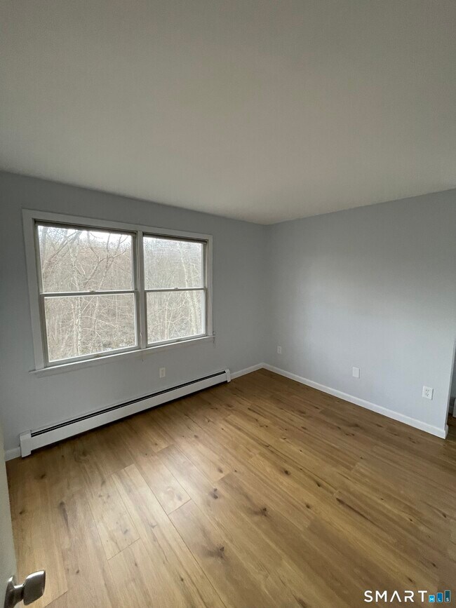 Building Photo - 34 Rossi Ave