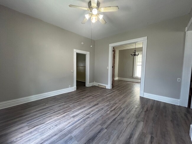 Building Photo - SUBLEASE: 2 Bedroom 1 Bath House Available in Connersville