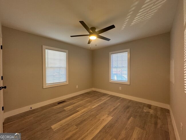 Building Photo - 820 Oglethorpe Ave