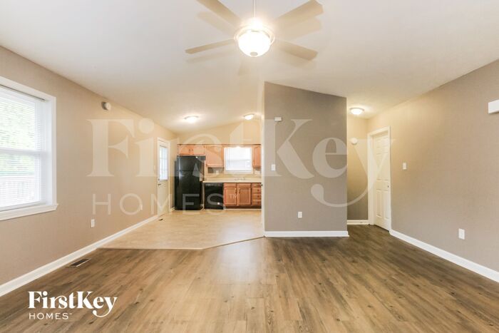 Building Photo - 7639 Gunyon Dr