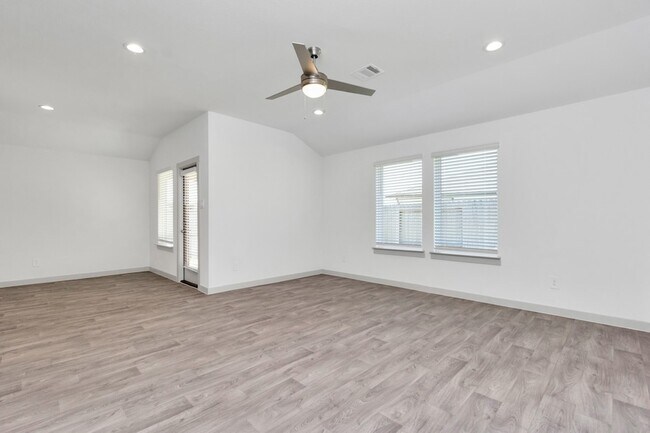 Building Photo - 10626 Watershed Dr