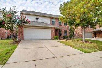 Building Photo - 10633 Lipan Trail