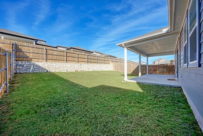 Building Photo - 113 Rampart Lp