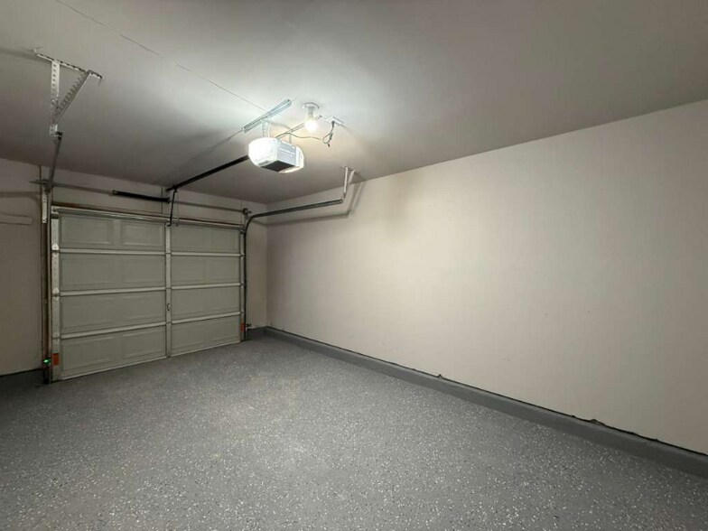 Building Photo - 2531 Westgard Pass