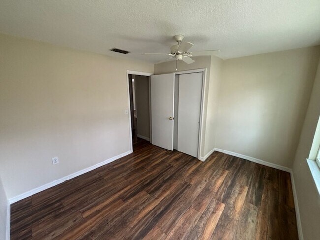 Building Photo - Serene 2 Bed 2 Bath Condo in The Heather