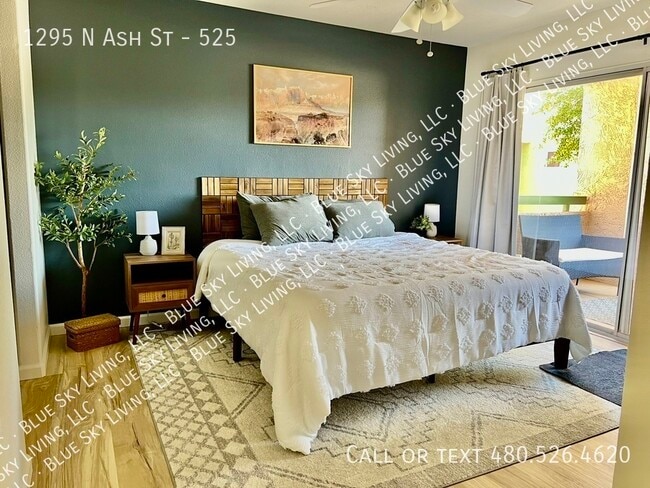 Primary Photo - 1295 N Ash St