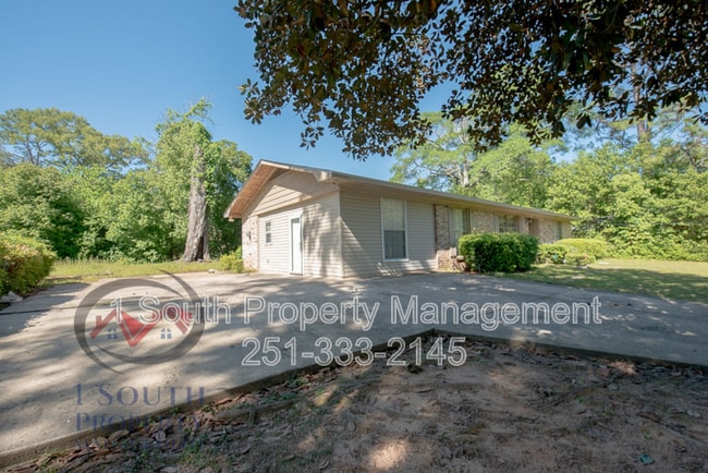 Building Photo - 5520 Vienna Ave