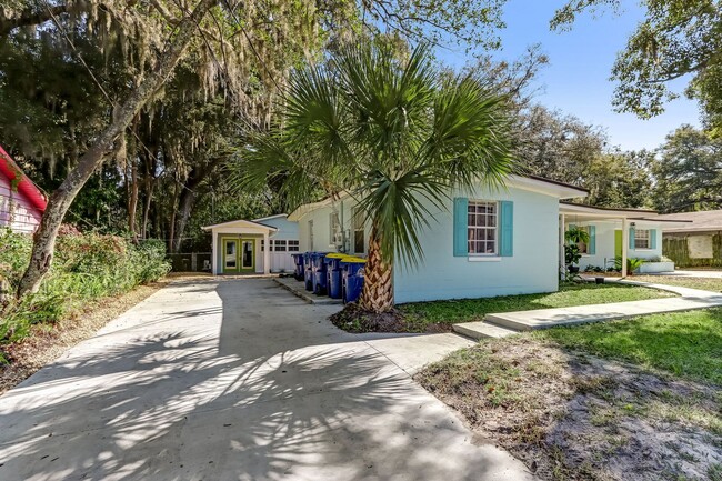 Building Photo - Amelia Island Cottage