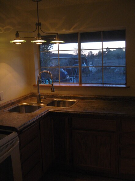 Building Photo - 9008 Hierba Rd