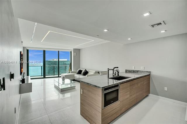 Building Photo - 1300 S Miami Ave