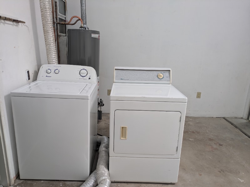 Building Photo - 1465 W Prince Rd