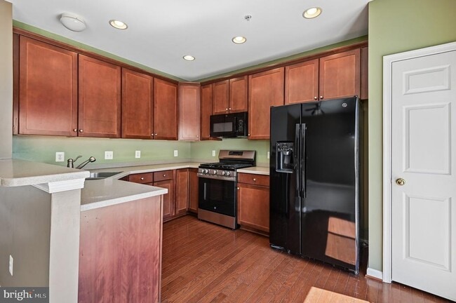 Building Photo - 12328 ROLLYS Ave