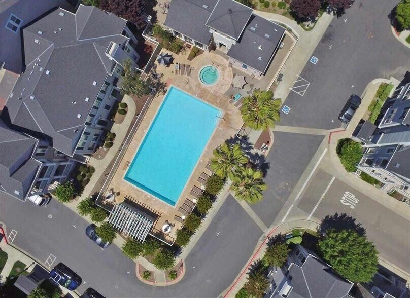Building Photo - 3624 Whitworth Dr
