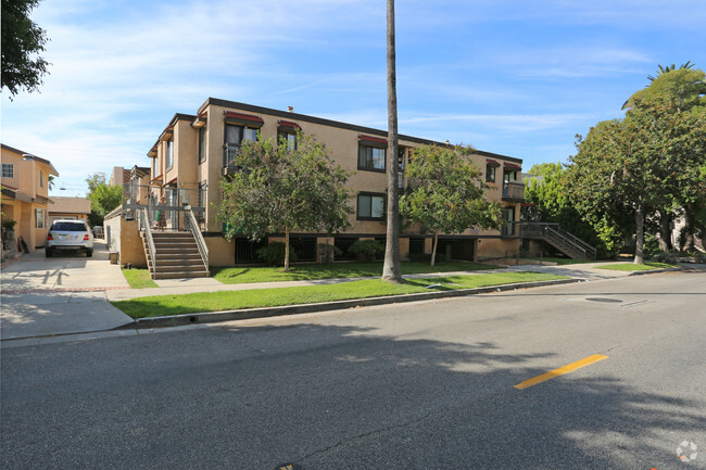 Primary Photo - 1010-1012 E Harvard St