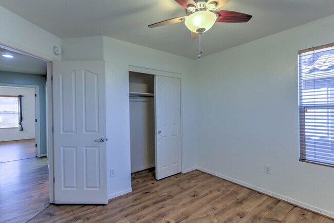 Building Photo - Rancho Sahuarita