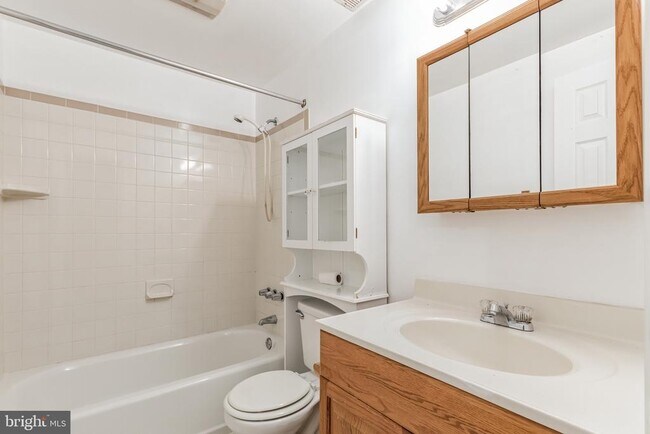 Building Photo - 6531 Brick Hearth Ct