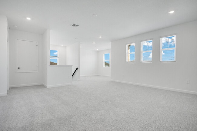 Building Photo - 5640 Vinyasa Rd