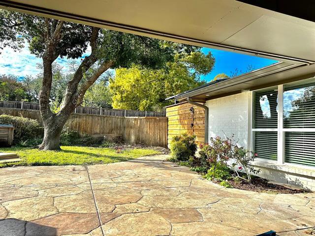 Building Photo - 2345 Monticello Cir