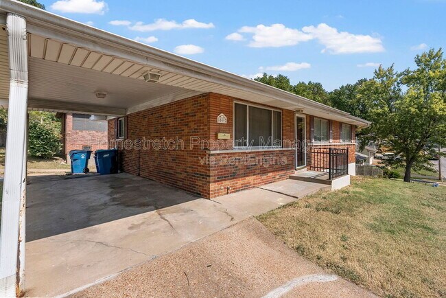 Building Photo - 500 N Elizabeth Ave