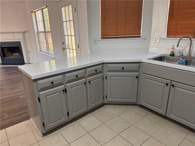 Building Photo - 11993 Red Ivy Ln