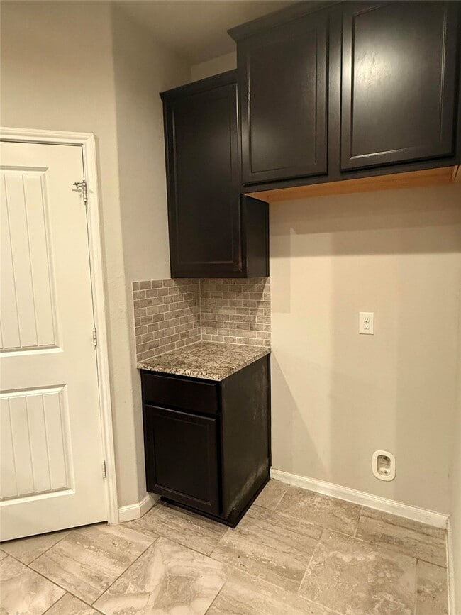 Building Photo - 29311 Kellys Falls Ct