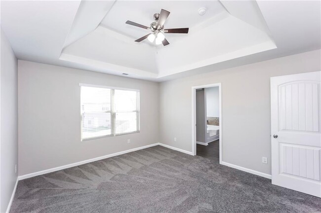 Building Photo - 6555 Woodwell Dr