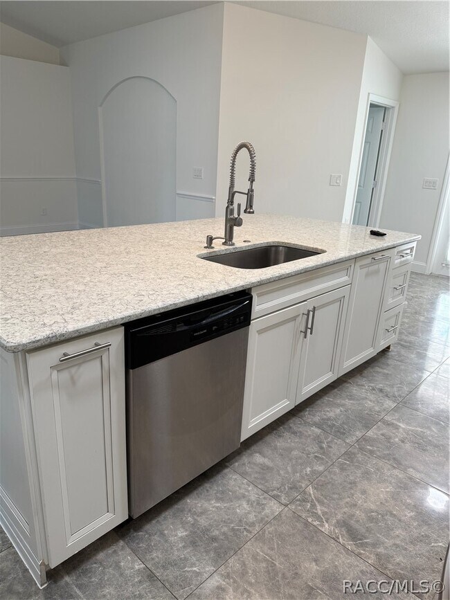 Building Photo - 7899 SW 62 Ct