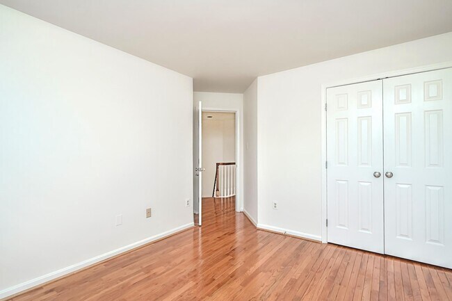 Building Photo - 2143 Wolftrap Ct