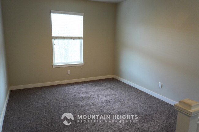 Building Photo - 862 W Cider Ct
