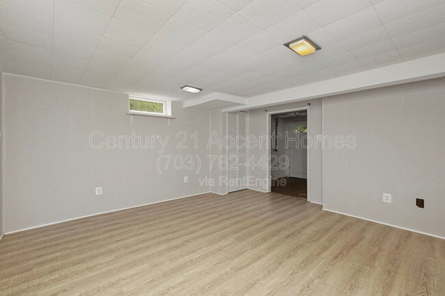 Building Photo - 2707 Jefferson Dr