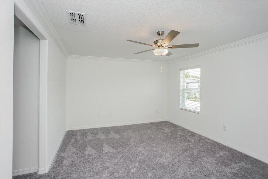 Building Photo - 2133 Great Sapphire Ln