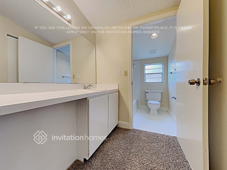 Building Photo - 1348 Sweet William Ln