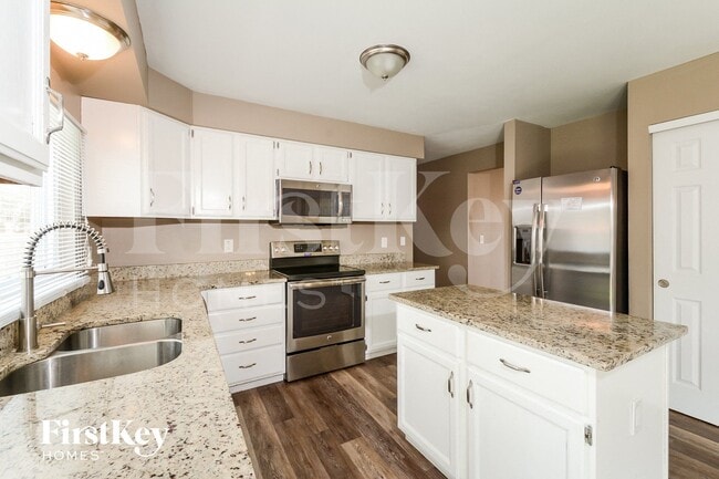 Building Photo - 3081 Willow Creek Estates Ct