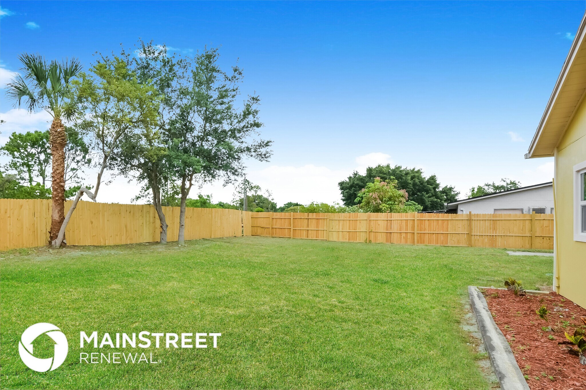 Building Photo - 304 Sir Lawrence Dr