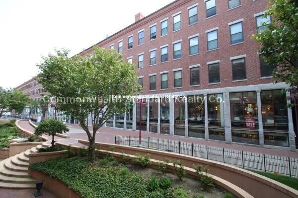 Building Photo - 460 Harrison Ave