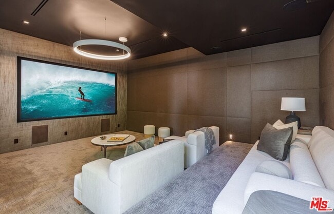 Building Photo - 1895 Rising Glen Rd