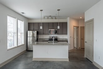 Building Photo - The Edge